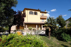  Casale Ulivi  Грутти